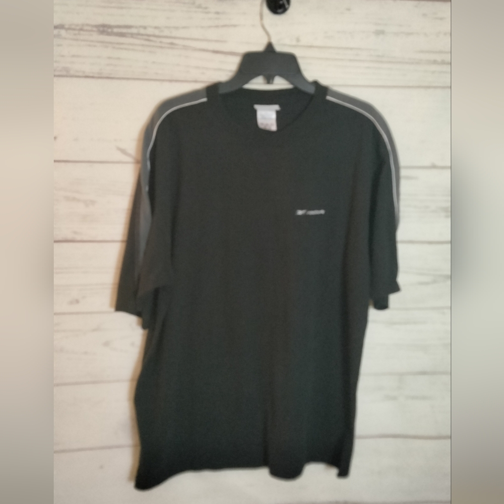 Reebok Men's T-shirt